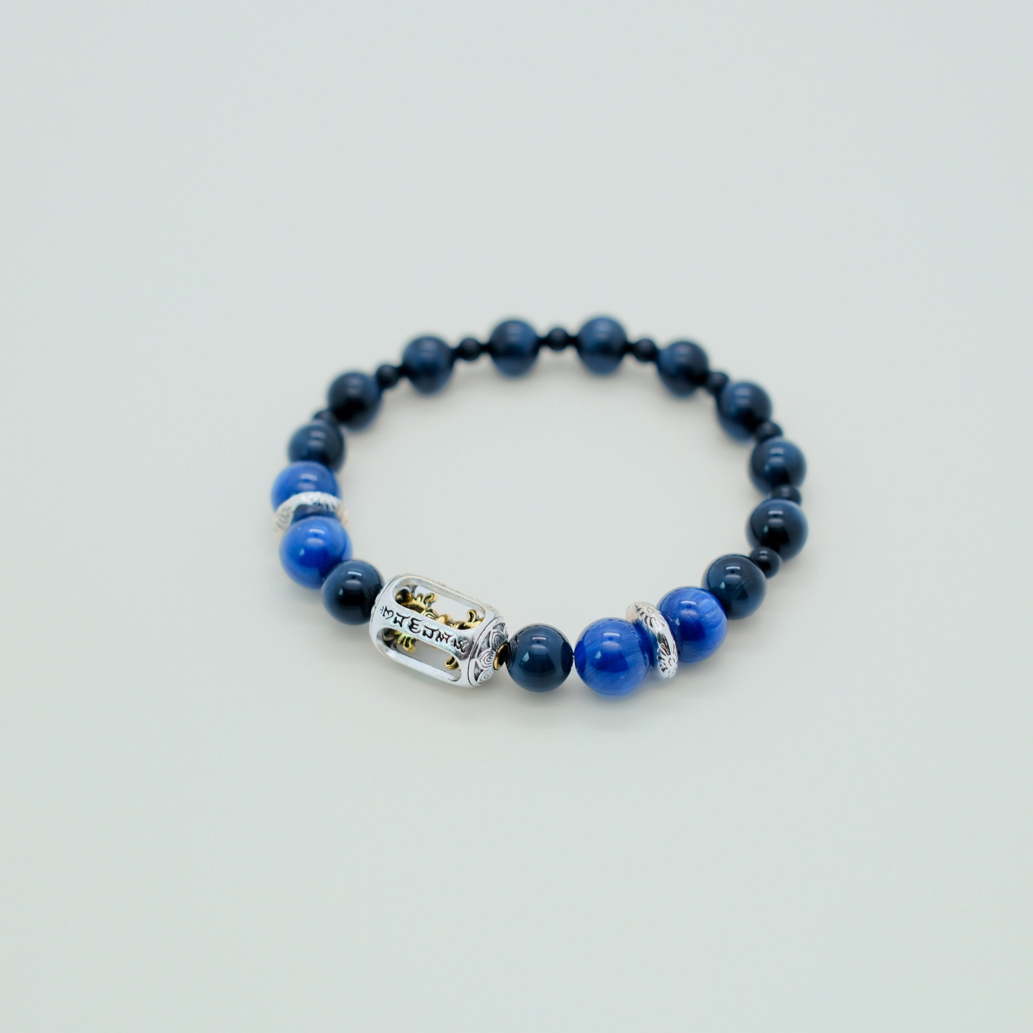 CORE・Kyanite Tiger’s Eye Bracelet